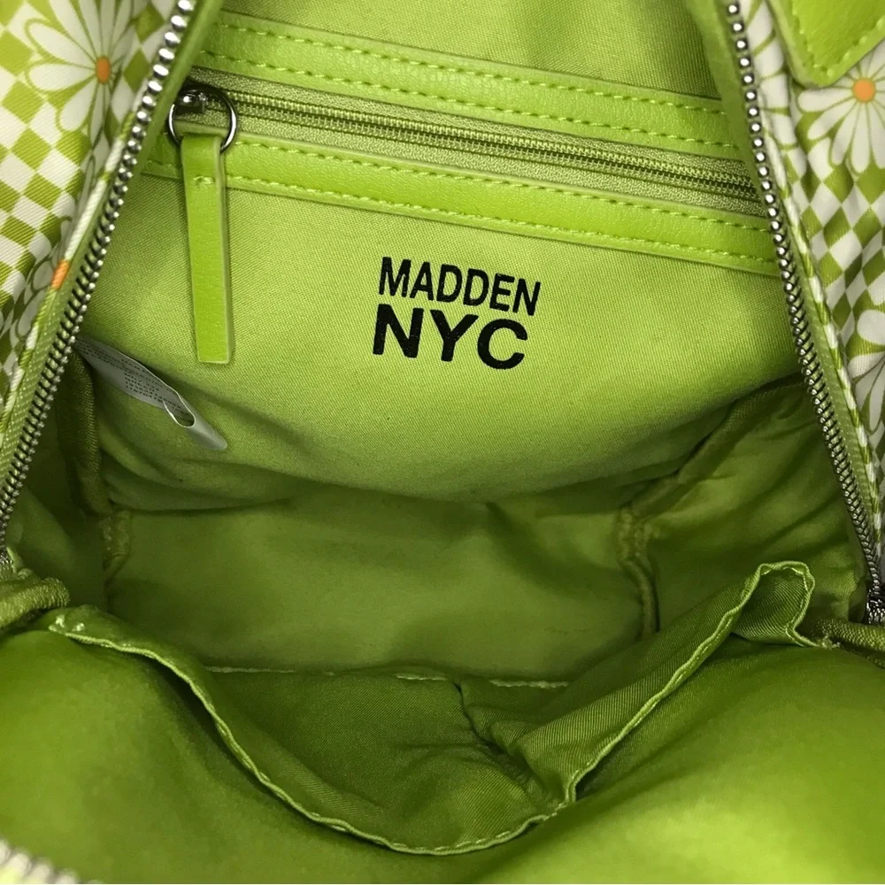Madden NYC Daisy Floral Zip Chain Mini Backpack with Matching Wallet Pouch NEW